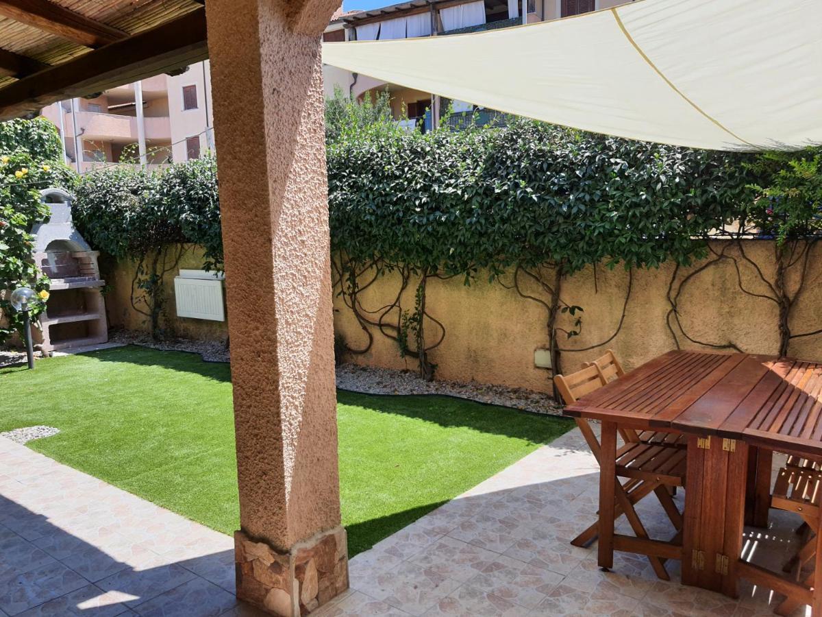 Casa Azzurra Olbia Mare Daire Dış mekan fotoğraf